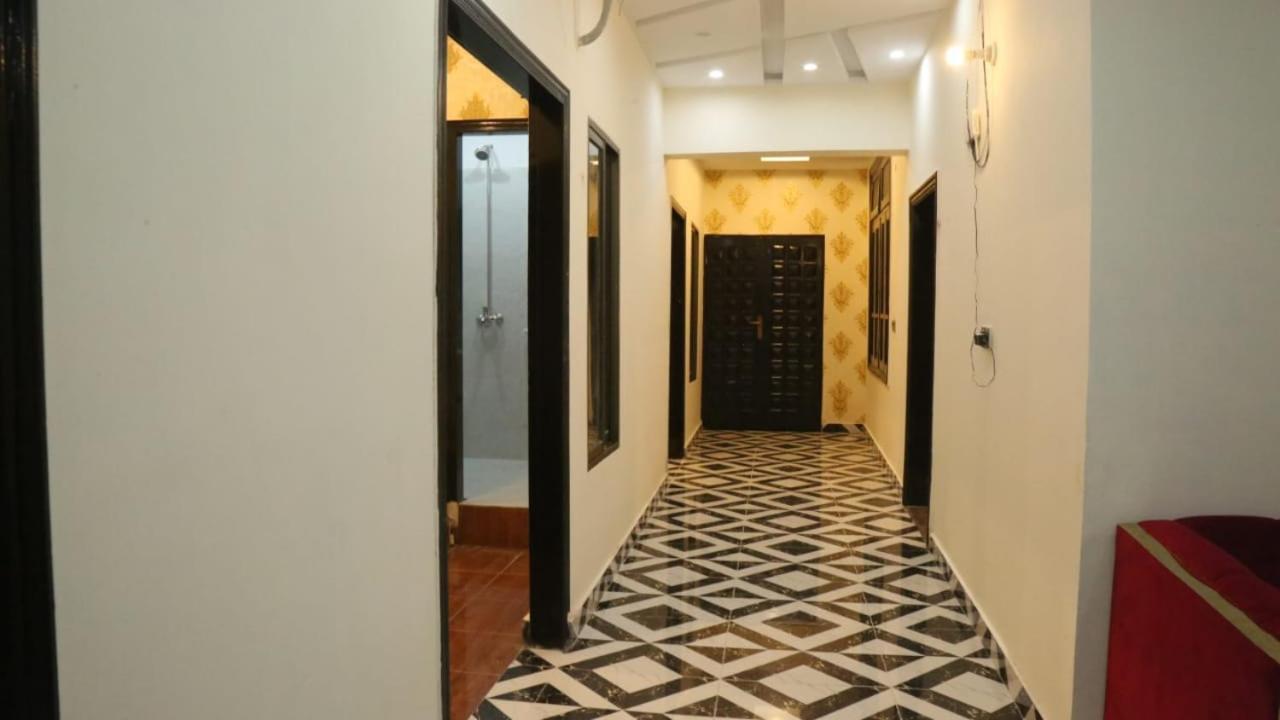 Hotel De Smart Multan Exterior foto