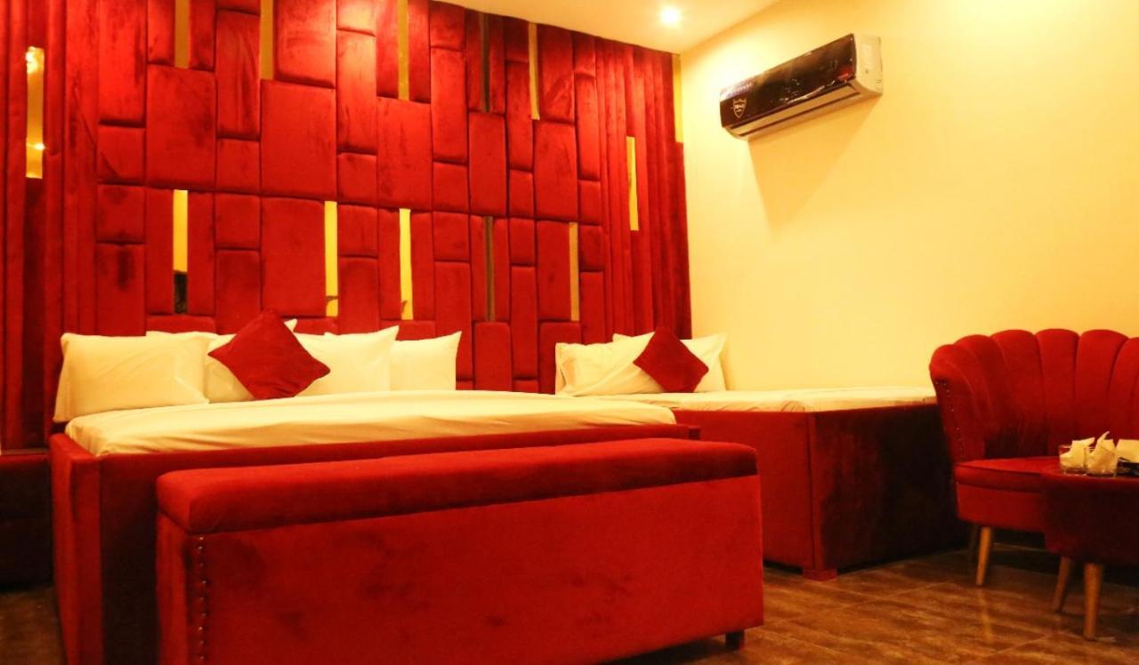Hotel De Smart Multan Exterior foto